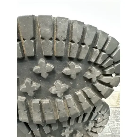 Timberland Women's Ankle Boots in Deep Red - Picture 16 of 16